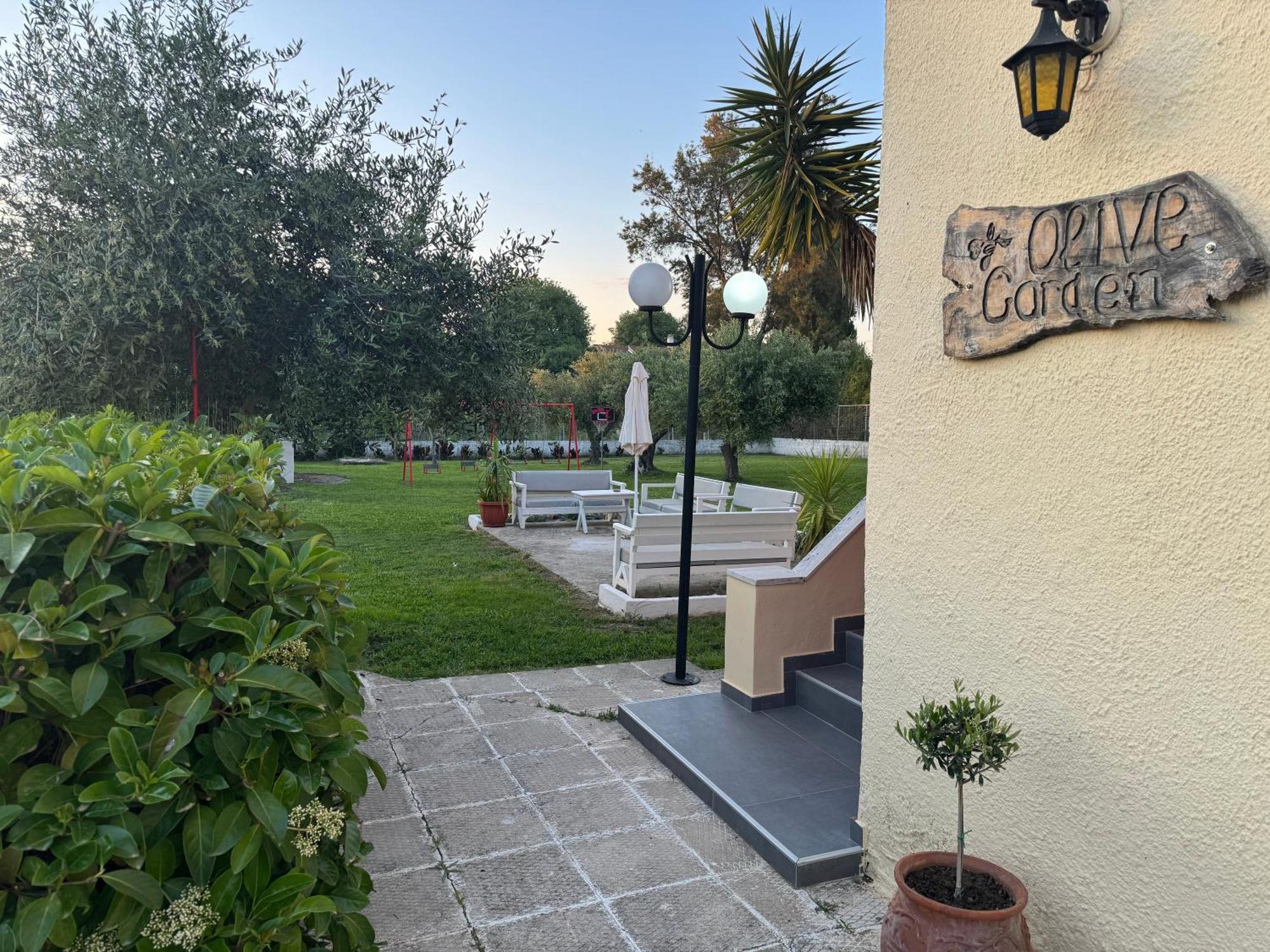 Olive Garden Studios & Apartments Acharavi  Exterior foto