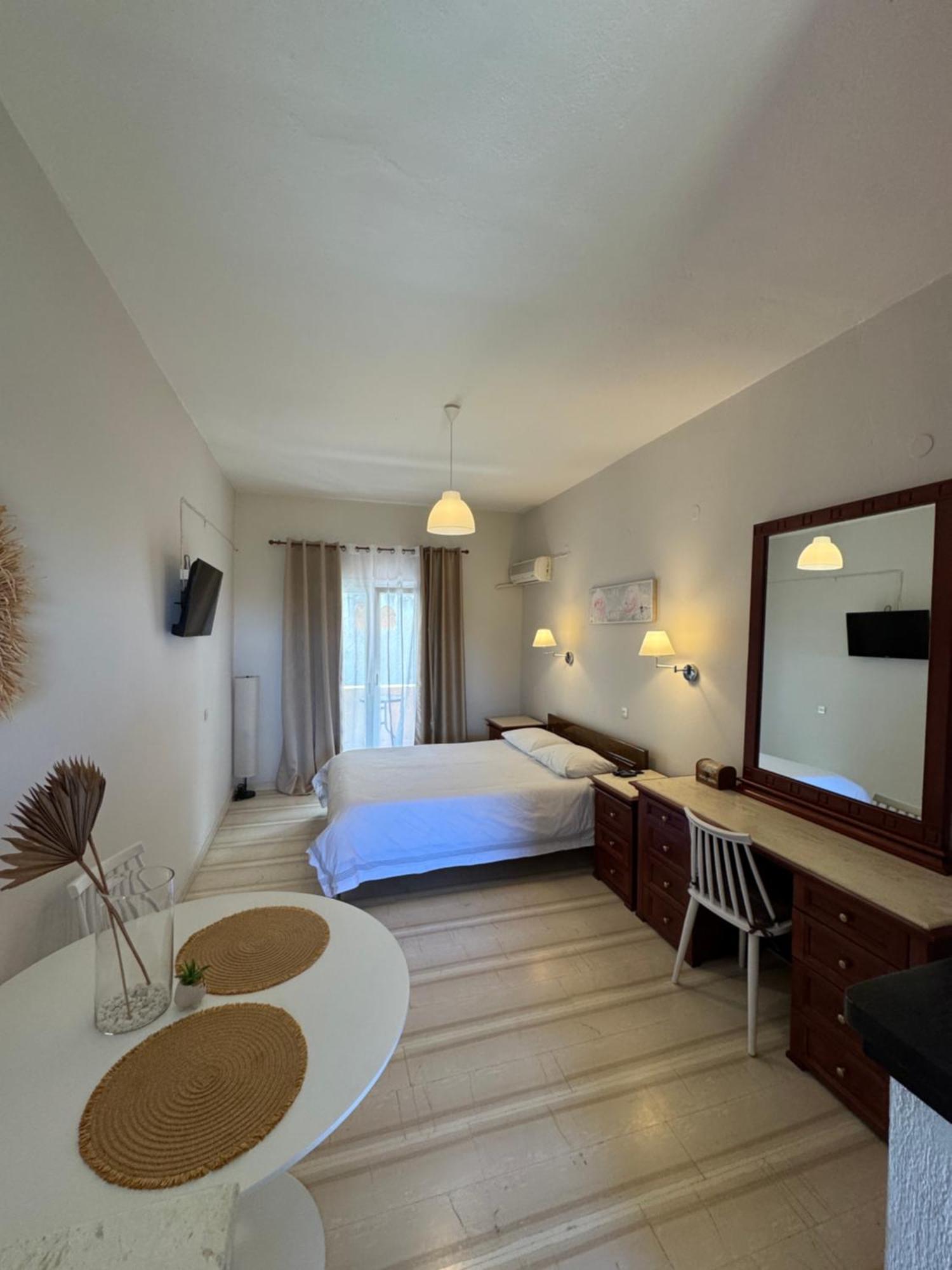 Olive Garden Studios & Apartments Acharavi  Exterior foto